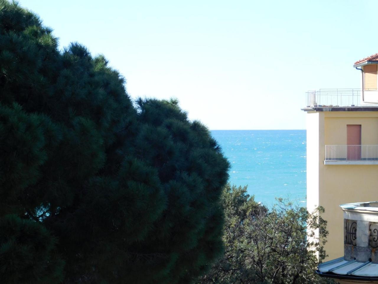 Attico Spazioso E Con Vista, Levanto Exterior foto